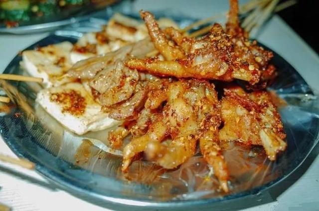 地铁里的美食节目叫什么名字，《乡厨》第一集播出