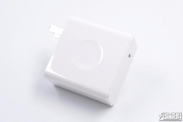 罗永浩谈锤子新机，罗永浩确认锤子新机与其没有关系