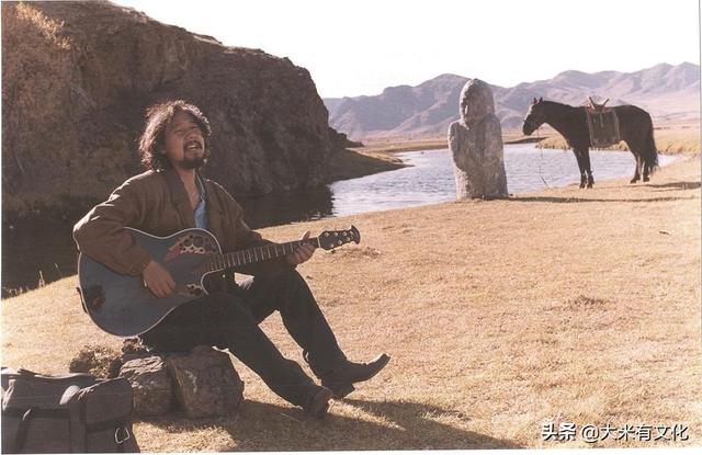 腾格尔演技怎样，从唱摇滚到演大哥