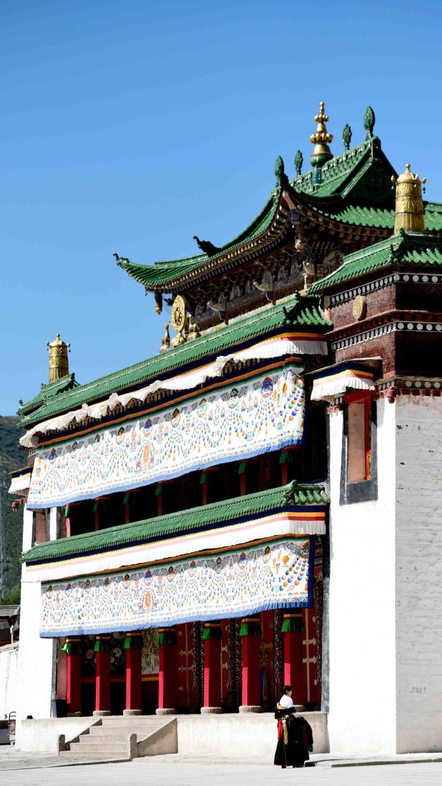 藏区十大佛寺，神奇西北100景拉卜楞寺