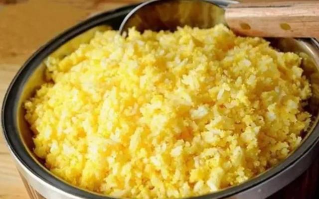 玉米饭竟然应该这么做，玉米饭这样做包你多吃一碗