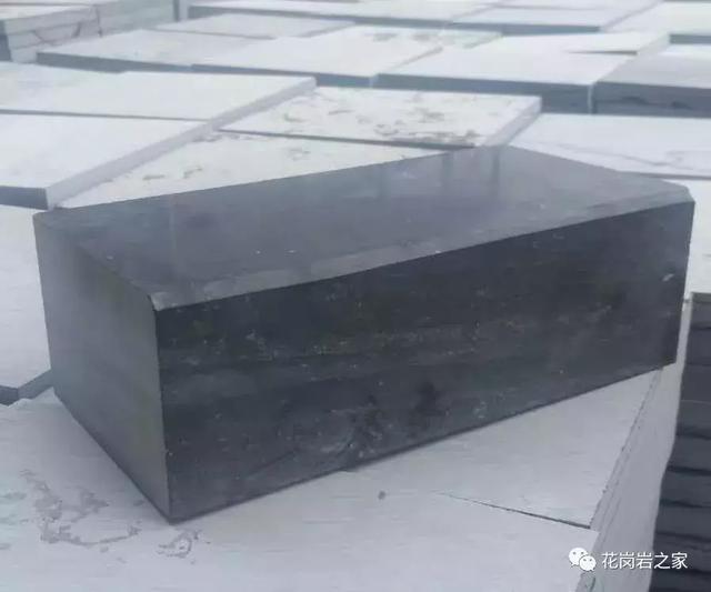 花岗岩的种类及配图大全，国内黑色花岗岩品种