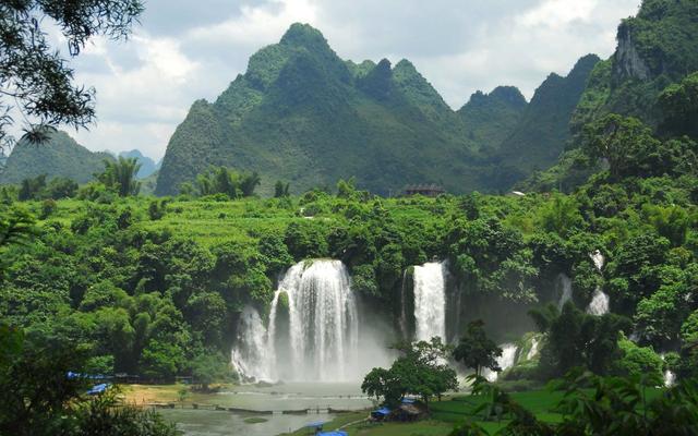 好看的电脑桌面图片，干净好看治愈系电脑桌面壁纸（一大波好看的电脑壁纸）