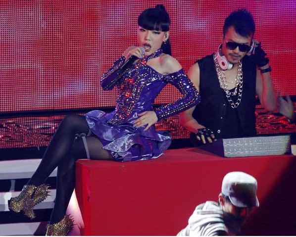 吴莫愁又整容了吗，有种整容叫吴莫愁卸妆