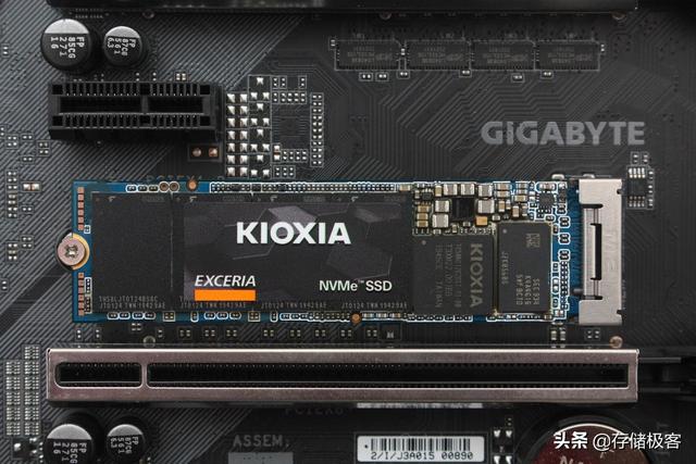 固态硬盘测速工具，怎么样给固态硬盘测速度