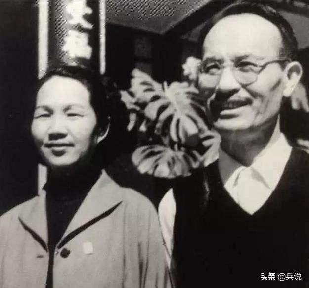 对越自卫反击战总指挥，对越自卫反击战西线指挥员是谁