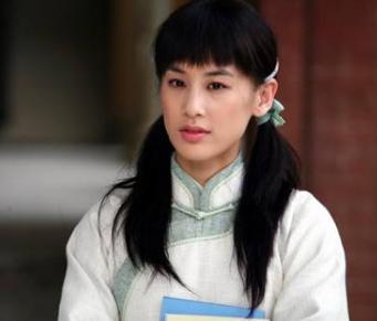 黄圣依拍过的电影，黄圣依有拍哪些电视剧（黄圣依：婚变风波后首露面）