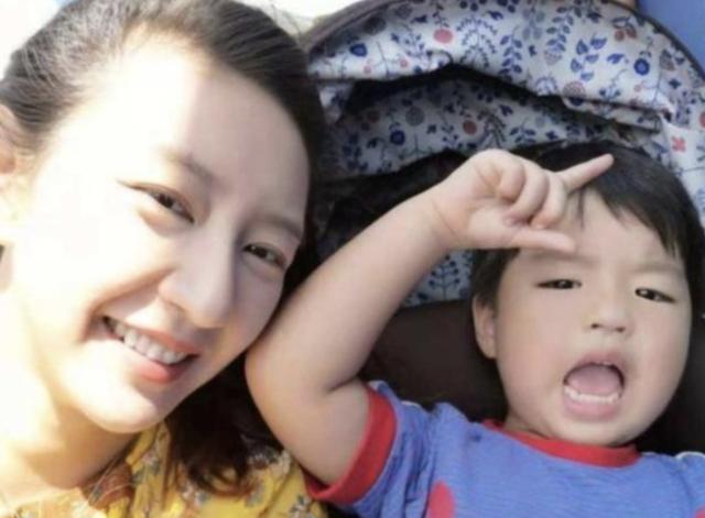 唐一菲和凌潇肃，唐一菲和凌潇肃是什么关系（可惜最近几年资源真的很差）