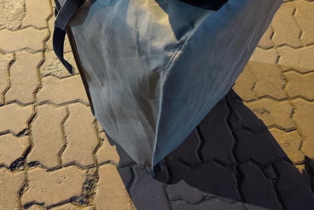 行李箱轮子怎么拆，rimowa 轮子拆卸