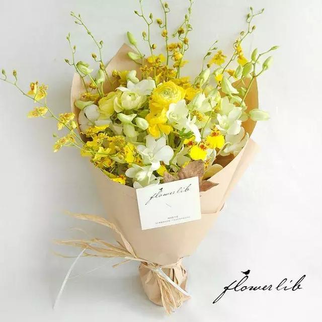 初学者的首选插花应该用哪些花材，需要进购哪些花材