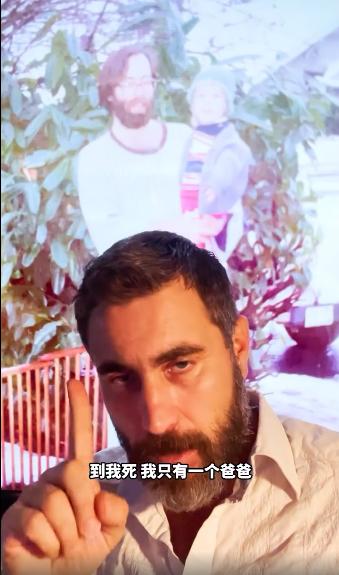 曹操历代扮演者，演员曹操自述生父弃养