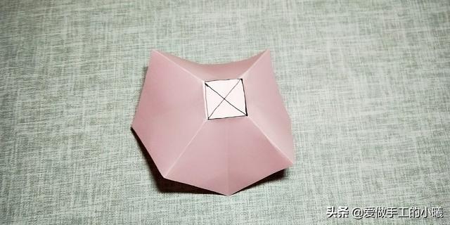 正方形礼盒蝴蝶结打法 礼盒上怎么打蝴蝶结
