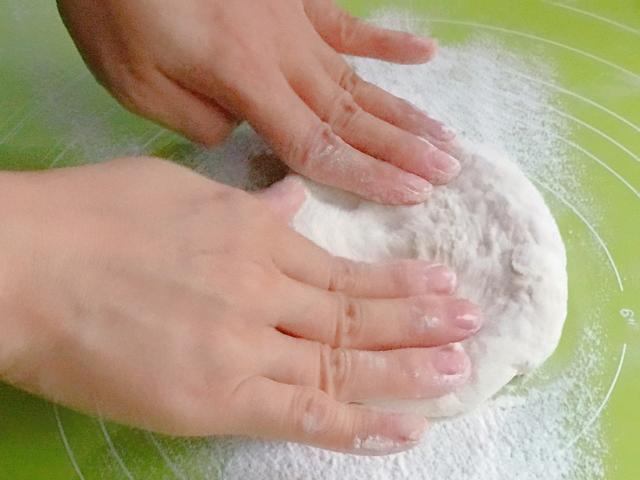 披萨饼的制作方法，披萨饼的4种做法你学会了吗