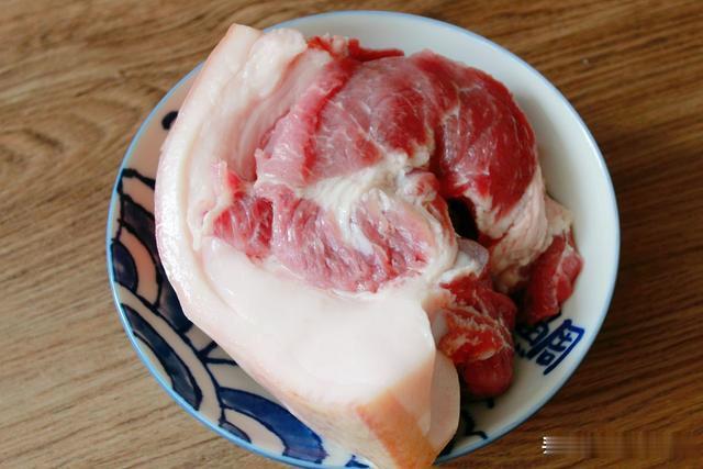 做肉丸子怎么做，肉丸子怎么做又滑又嫩有弹性