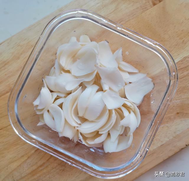 大拌菜都有哪些菜，爽口大拌菜的家常做法（清爽可口的五彩大拌菜）