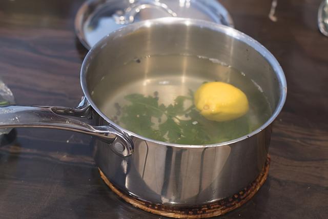 冻虾需要解冻再煮吗，冷冻虾怎么煮才嫩（不管煮鲜虾还是冻虾）