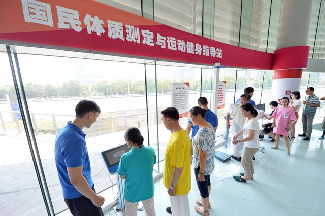 南京奥体中心体育馆，一分钟带你了解南京奥体中心（南京奥体中心详解）