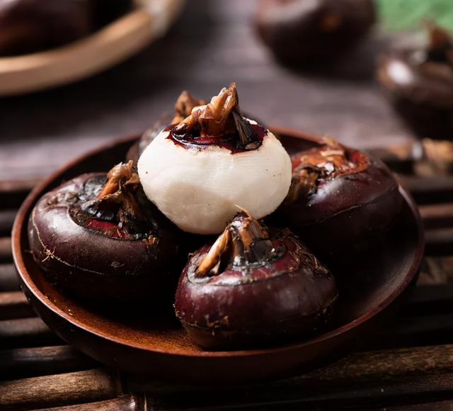 荸荠是清火的还上火的食物，清热降火最宜五种食物