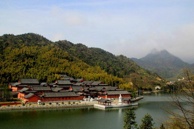 避暑胜地双龙寺，湖北避暑古刹走红