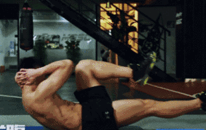 跳绳可以练腹肌吗，每天坚持跑步跳绳可以练出腹肌吗（先减脂后练腹，附一组虐腹动作）