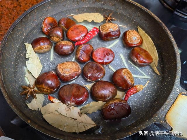 怎么煮板栗里面的壳才好剥，板栗怎么煮容易脱皮