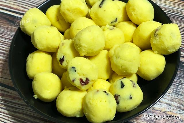 家庭自制简易绿豆饼，在家自制绿豆小饼