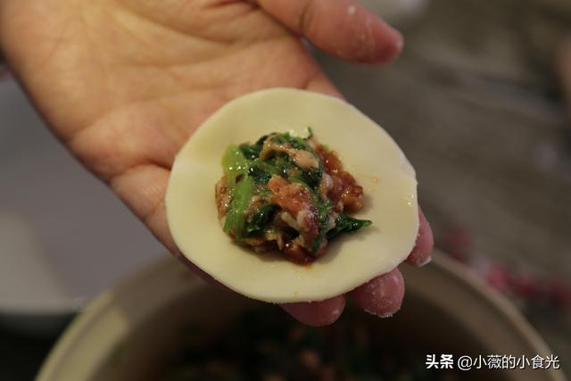 素馅元宝馄饨做法，元宝馄饨简单食材