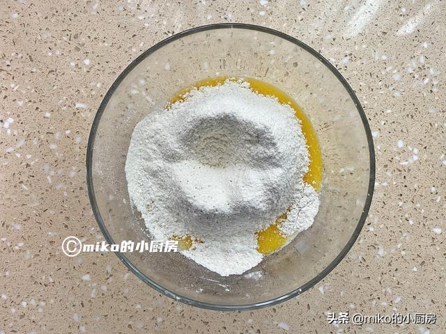  苏打饼怎么做才松软，做给老人的小零食