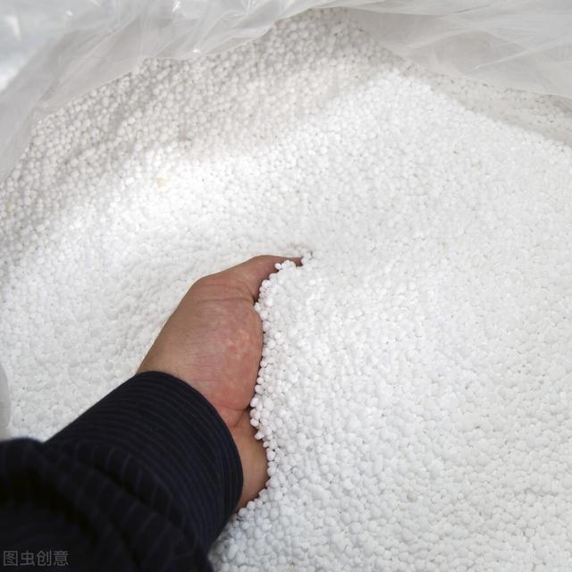 车用尿素液和水有什么区别，车用尿素液有什么作用