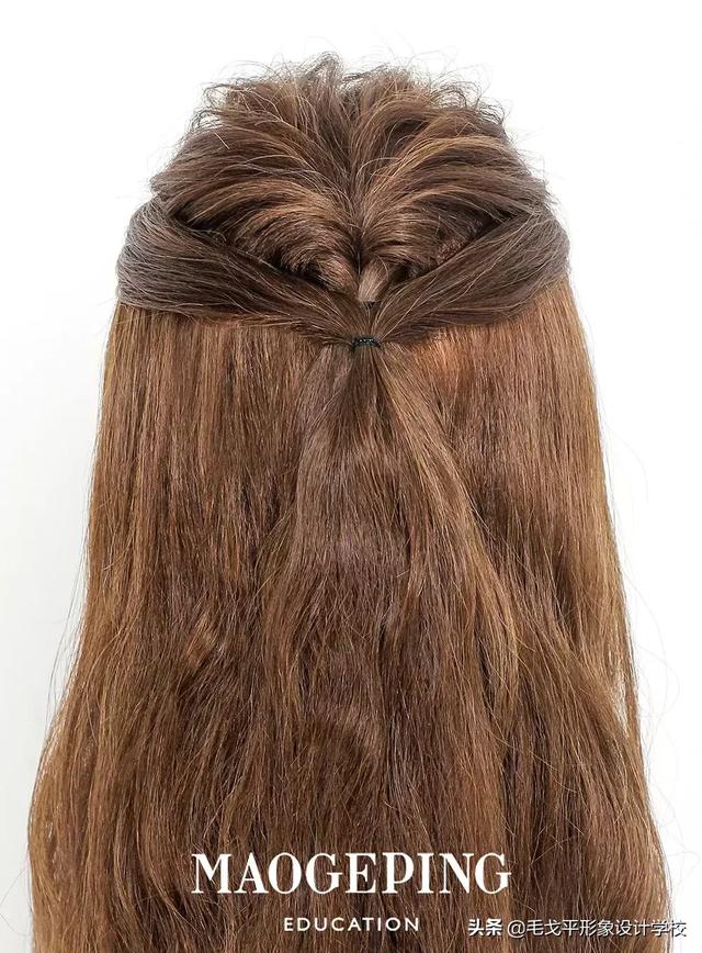 优雅简单盘发步骤图解，图解各种场合都适用的盘发