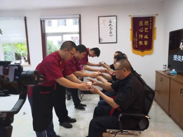 开面馆的经典方法，初创业开小面馆几点经验教训