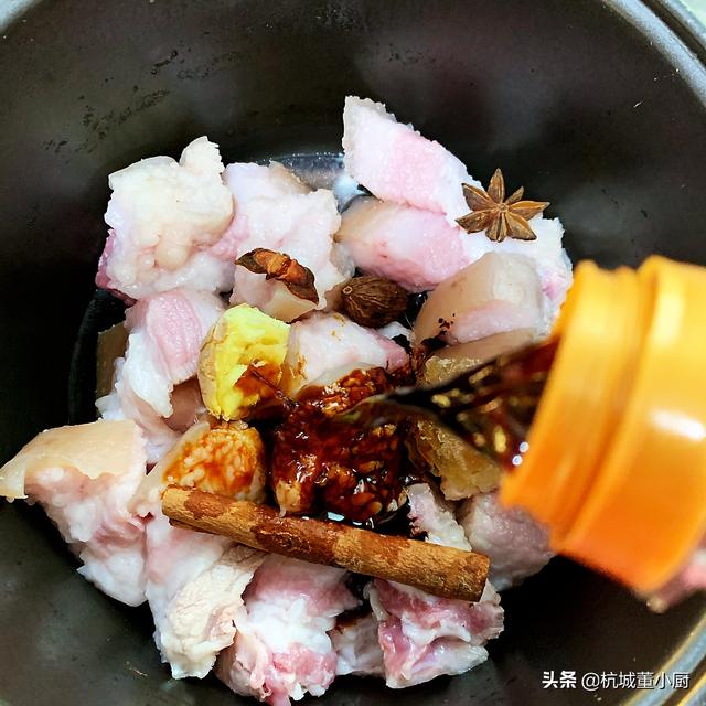 红烧肉的正确做法电饭煲，你用过电饭锅做红烧肉吗