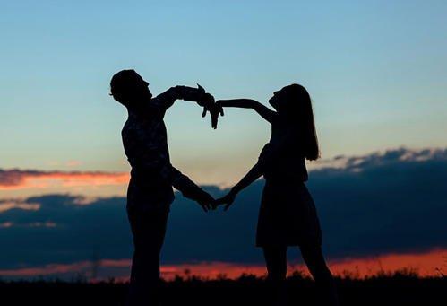 男生真爱一个人的表现，心理学男生真爱一个人的表现（三位女人的不同感受）