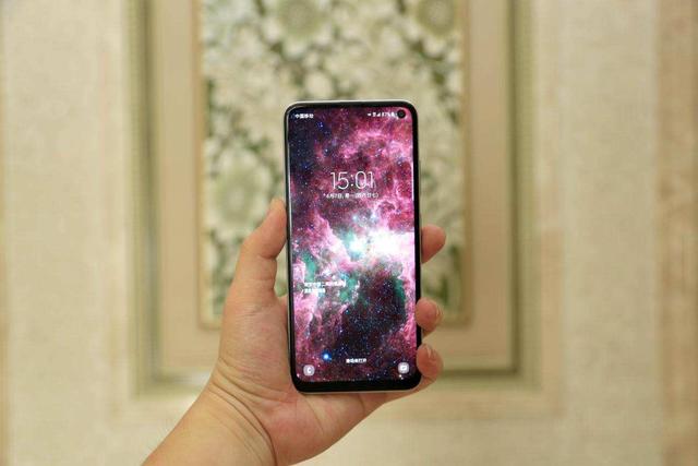 三星f52详细参数，一篇文带你了解