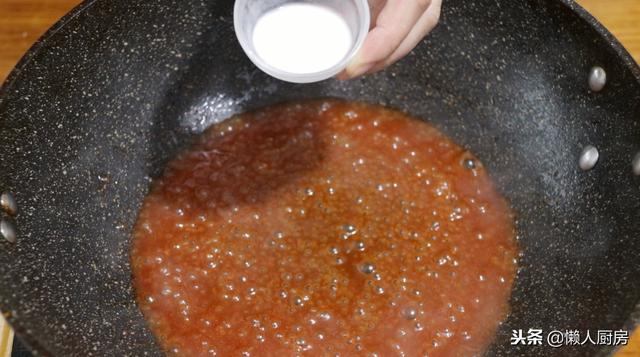 糖醋里脊肉的家常做法，家庭糖醋里脊肉的家常做法（大厨分享糖醋里脊的做法）