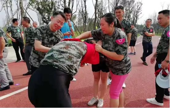 适合聚餐团建游戏，拓展团建趣味办公室聚会破冰热身小游戏