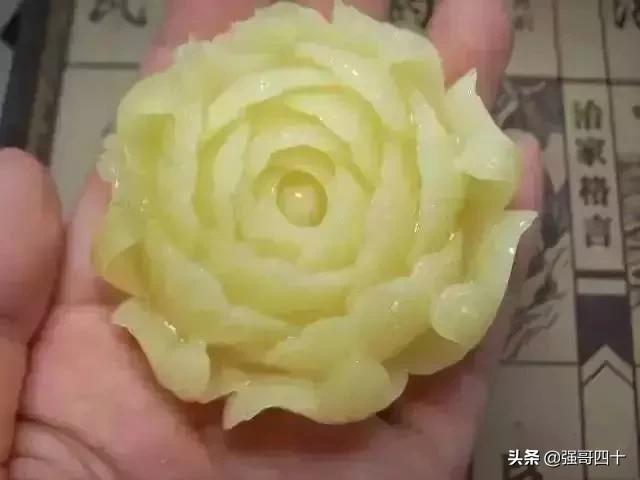 文玩手串怎么盘玩最好，八大热门手串正确把玩姿势