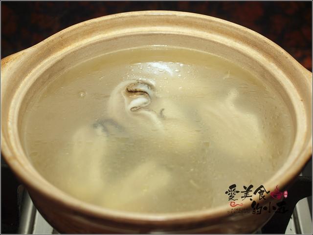 冻生蚝怎么做好吃，冻半壳生蚝的做法（老少皆宜鲜嫩多汁）