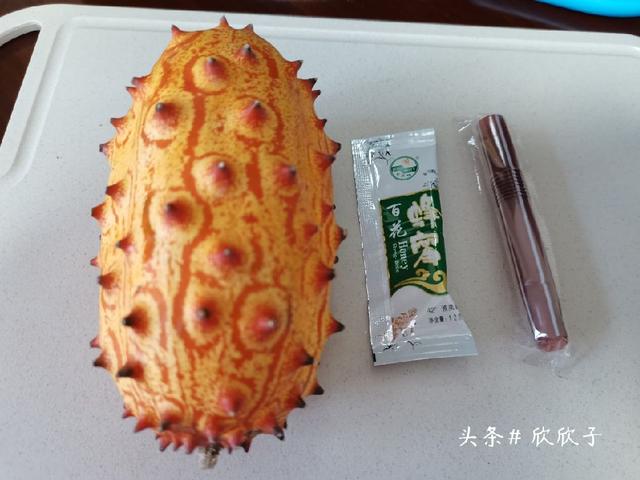 火参果什么味道，火参果为什么那么难吃（十大难吃水果之火参果）