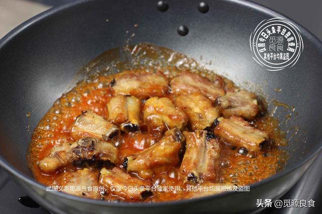 糖醋排骨做法正宗掌握小窍门，糖醋排骨最简单的做法