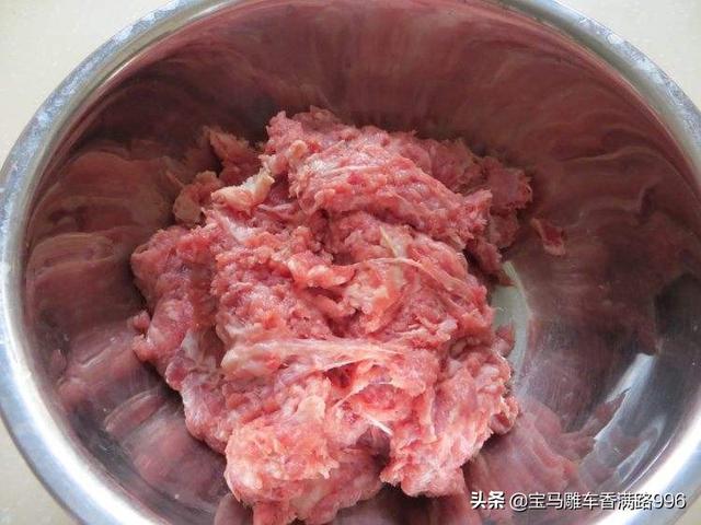 羊肉丸子怎么做，老式正宗羊肉丸子的做法