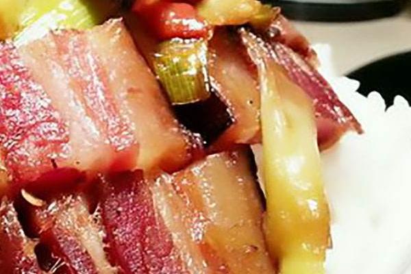青椒炒腊肉各种做法，精美的家庭小菜
