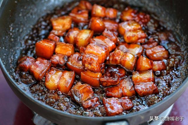 冰糖黄的好还是白的好，冰糖买白的还是黄色好