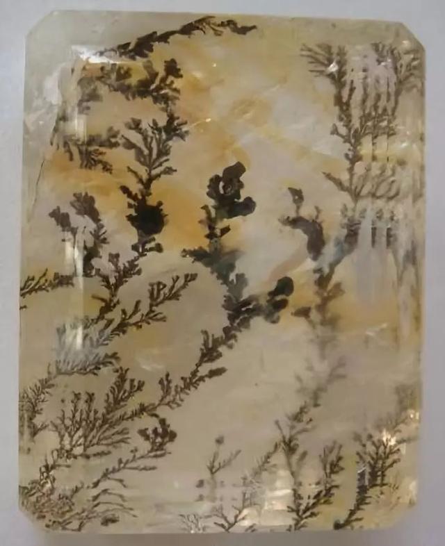 什么样类型的玉石最好，必看身价大不同