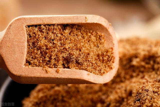 红糖和赤砂糖的功效有什么不同，别看你常吃红糖