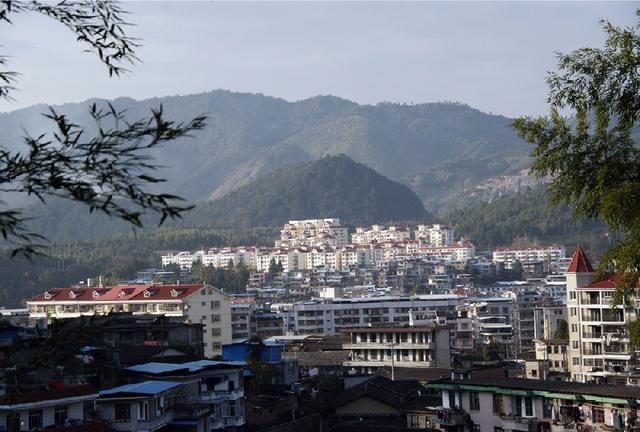 三明市区人口有多少万，福建三明一个县