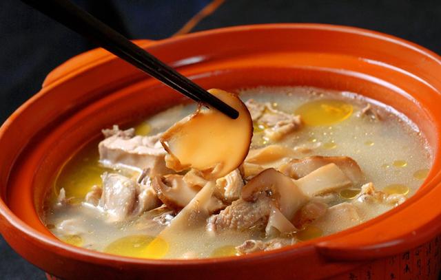 火锅汤底有哪几种，正宗火锅汤底配方（满足你所有火锅欲望）