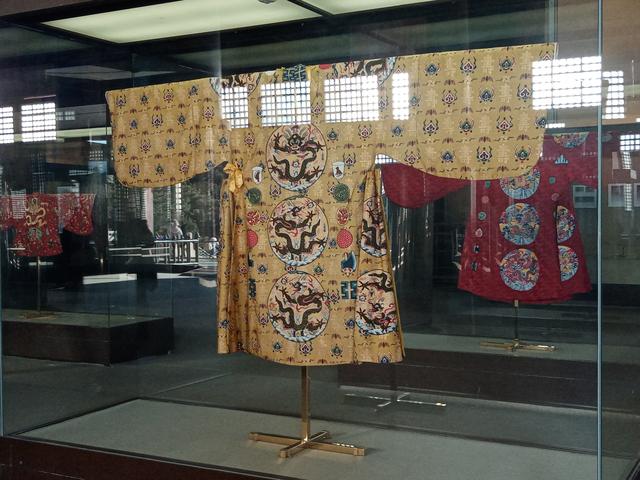 明十三陵在哪里，北京明十三陵指的是哪两座陵墓（明十三陵在哪里）