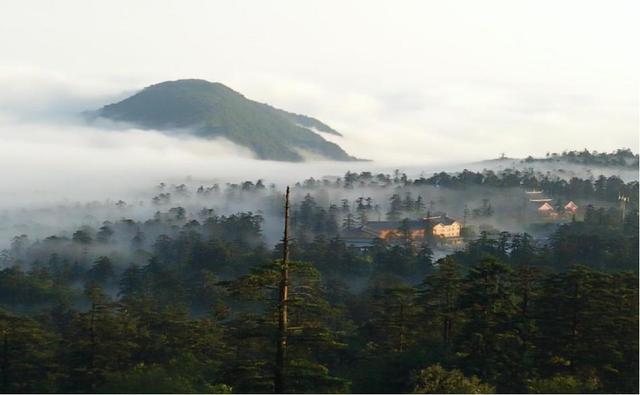 四川峨眉山介绍，中国四大佛教名山之一——峨眉山