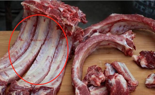 大排和小排的区别，买排骨要分清小排（排骨大排和小排区别）